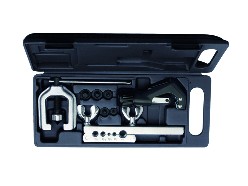 Tube cutter and tube flaring tool set 3/16