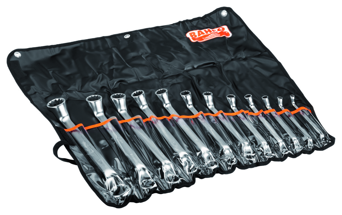 Ring wrench set