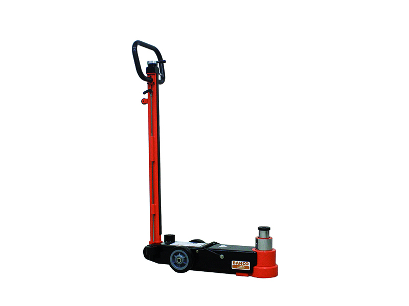 Air hydraulic jack 30/15 T max 223mm/30T max 289mm/15T saddle adaptors 45mm and 75mm