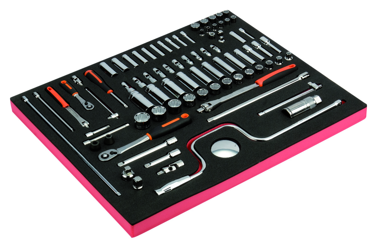 Sockets and ratchets set 1/4